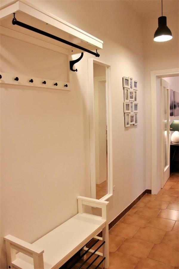 Anna'S Apartment, The Heart Of Bologna. Bagian luar foto